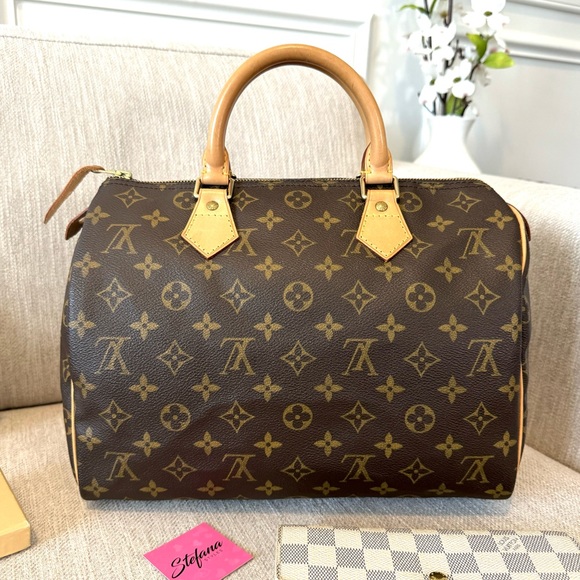 Louis Vuitton Speedy 30 Monogram Canvas Satchel Bag - Picture 5 of 16